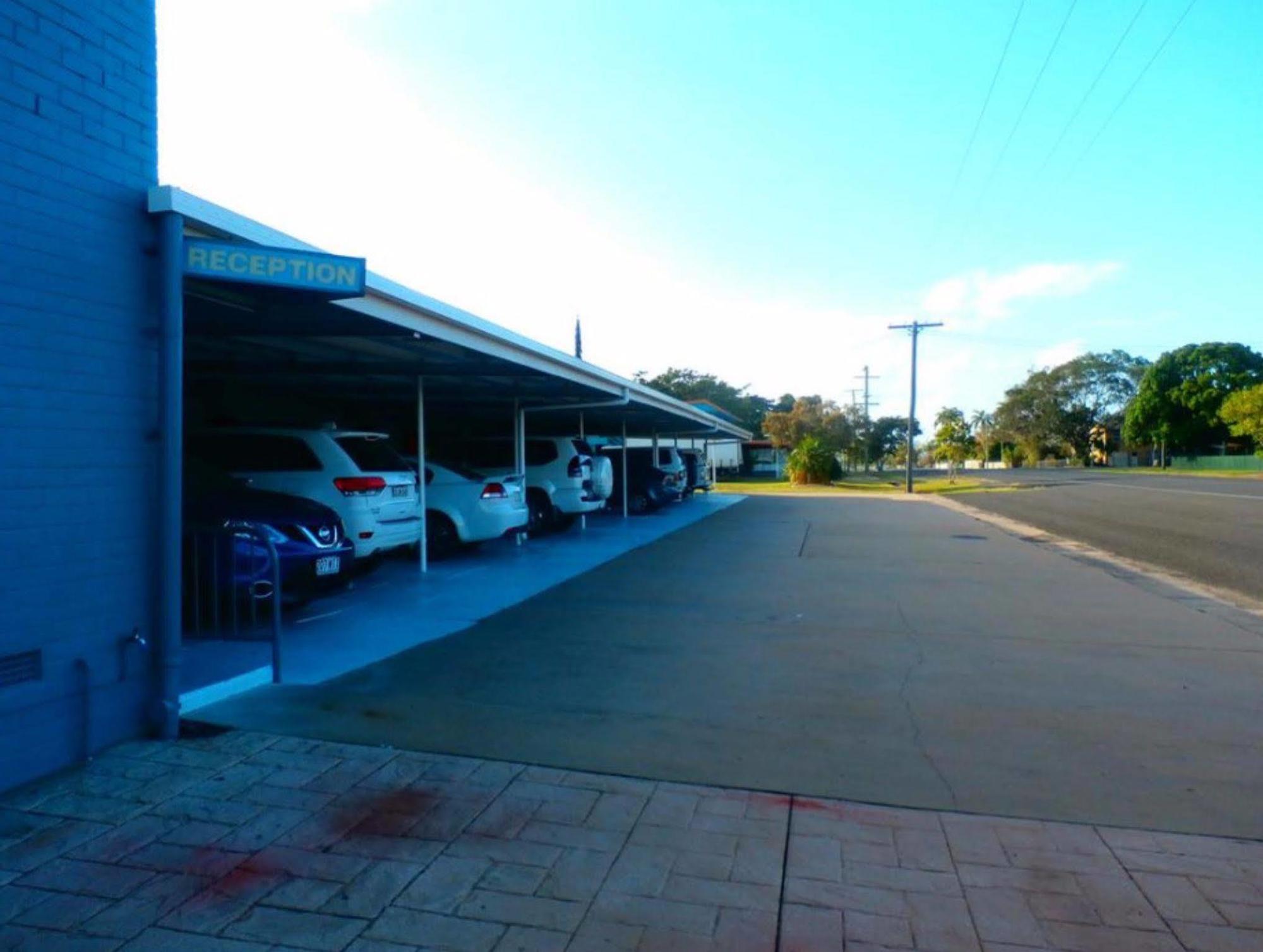 Oscar Motel Bundaberg Extérieur photo