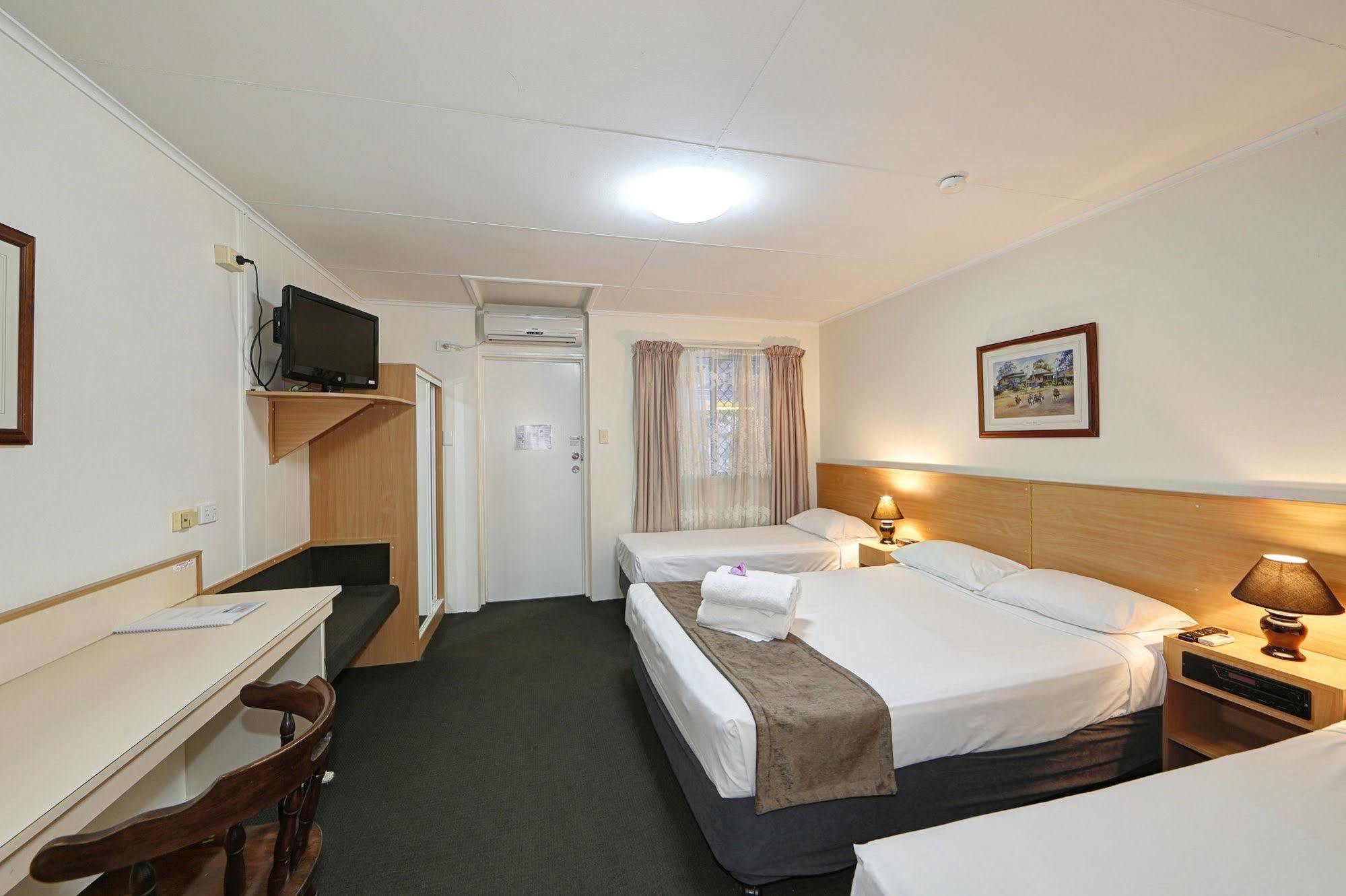 Oscar Motel Bundaberg Extérieur photo